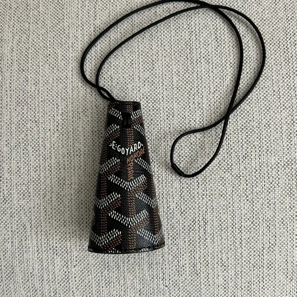 New Goyard goyardine chambellan bag charm key holder